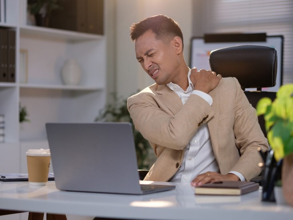 Neck Pain Prevention Tips for Laptop Users in Marathahalli
